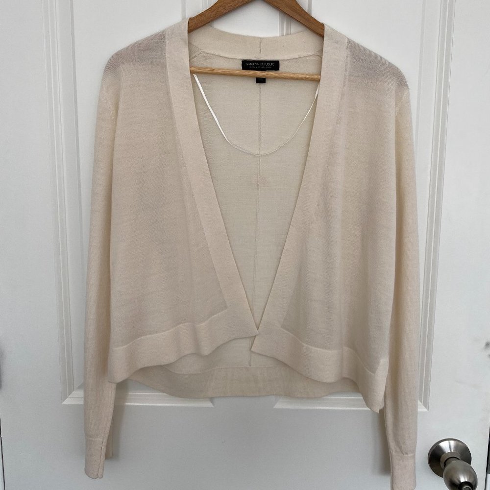 Banana Republic White Shawl